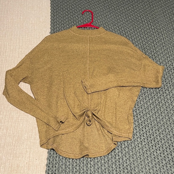 Tops - Cozy Tan Knit Sweater